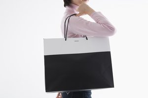 语音助手对比：百度小度与科大讯飞谁更准